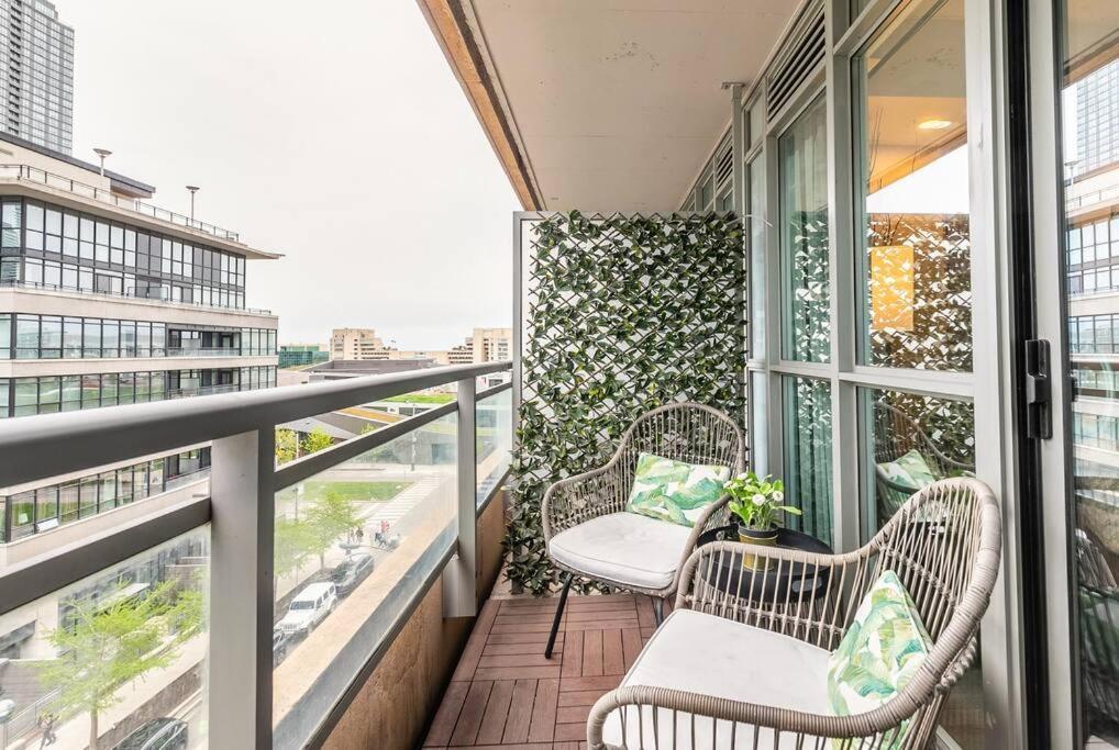 Luxury Suite Downtown Toronto Near Cn Tower Exterior foto